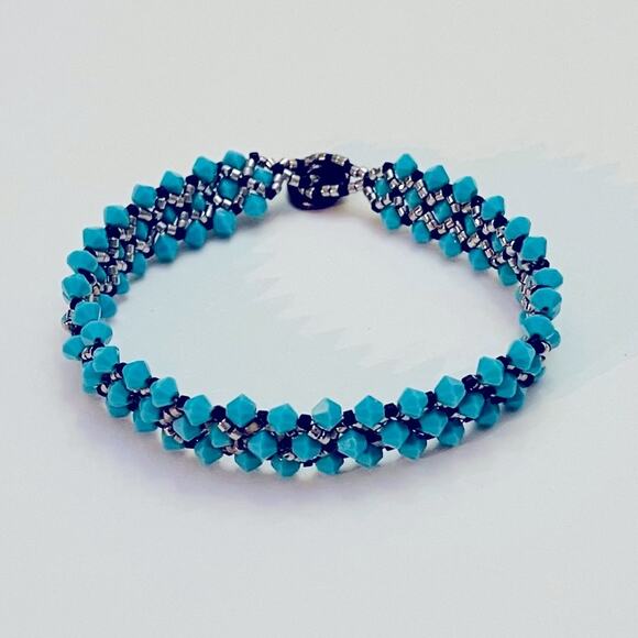 Handmade Netted Turquoise Bead Bracelet w/ Silver & Black Accents, Moon Face - Picture 3 of 8